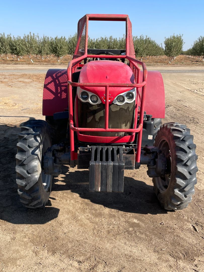 2014 MASSEY FERGUSON 4610 - Image 2